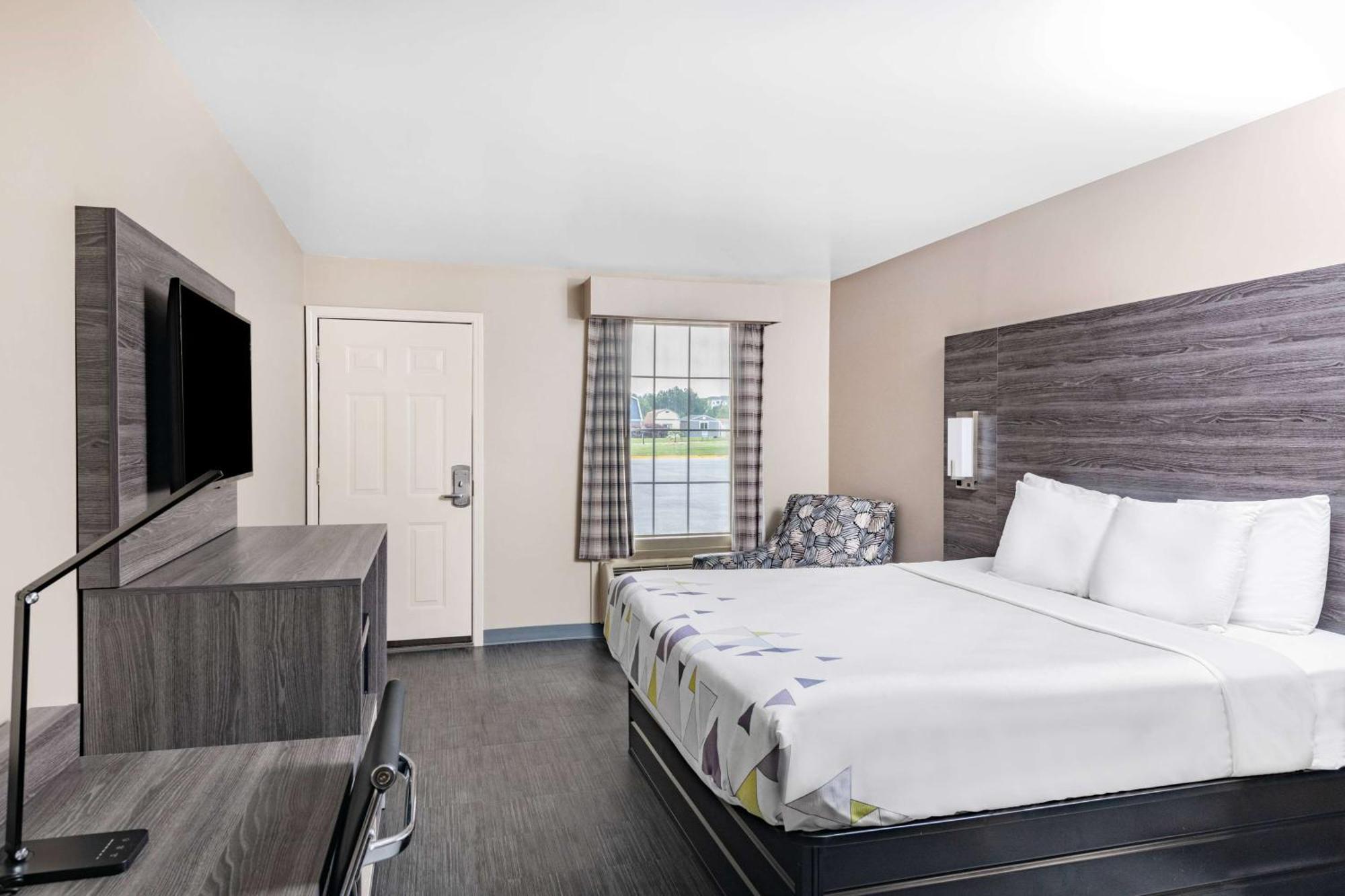 Baymont By Wyndham Commerce Ga Near Tanger Outlets Mall מראה חיצוני תמונה
