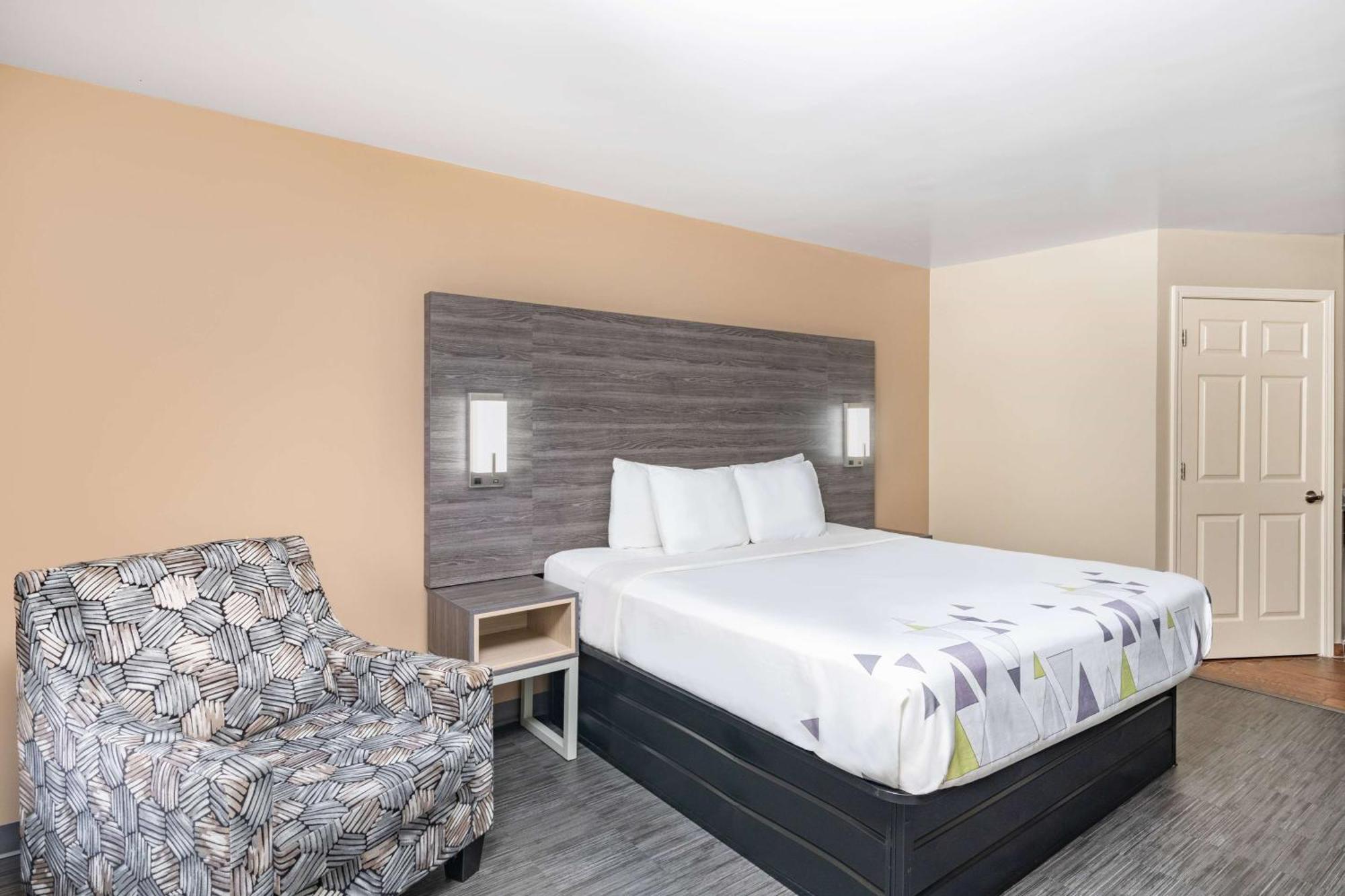 Baymont By Wyndham Commerce Ga Near Tanger Outlets Mall מראה חיצוני תמונה