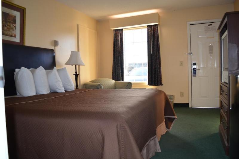Baymont By Wyndham Commerce Ga Near Tanger Outlets Mall מראה חיצוני תמונה
